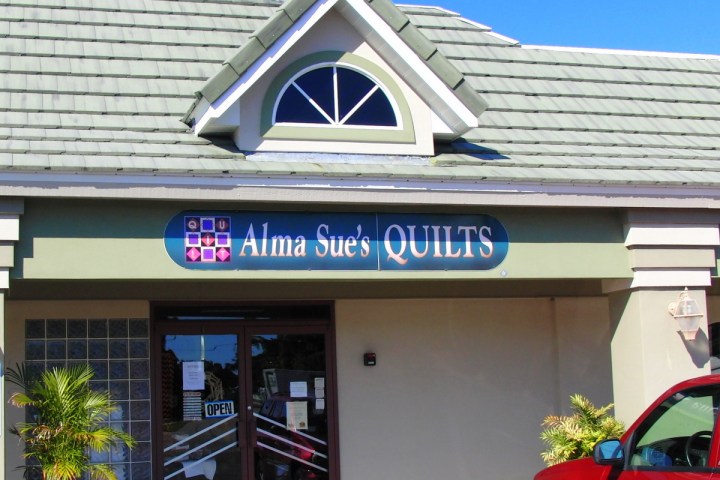 a car parked in front of a building