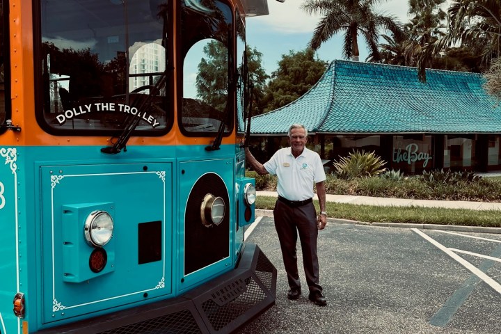 Ed tour guide leading the Architecture Tour in Sarasota, Florida