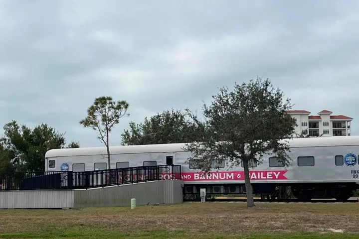 Ringling Bros and Barnum & Bailey circus train